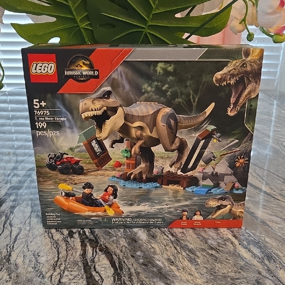 LEGO Jurassic World T. Rex Adventure Set